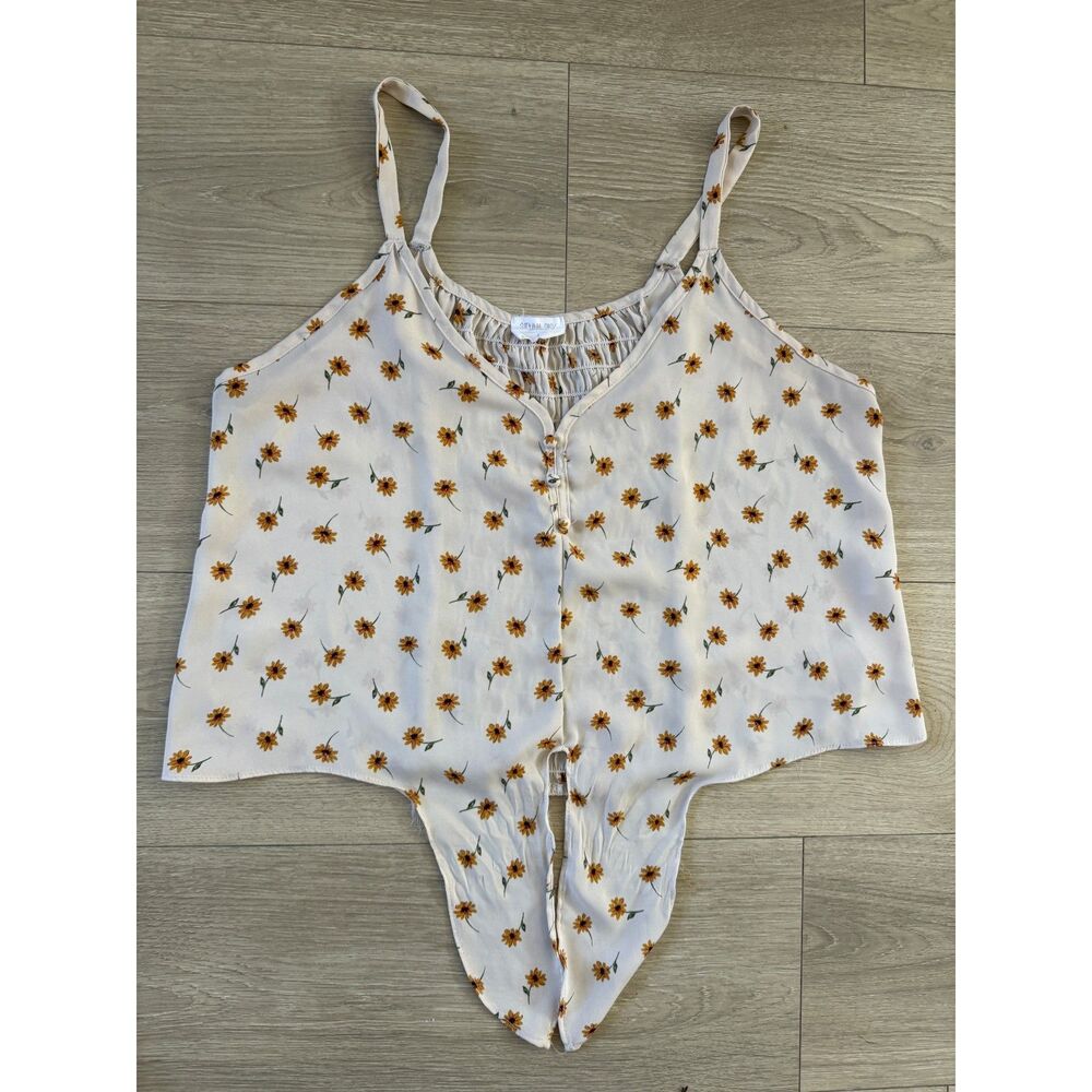 Sienna Sky Women's Floral Daisy Halter Top Cream Smocked Back Size S Cottagecore